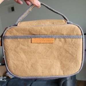 Out of the woods boxed lunch